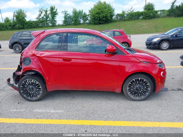 ZFAFFAA49RX219891 Fiat 500E