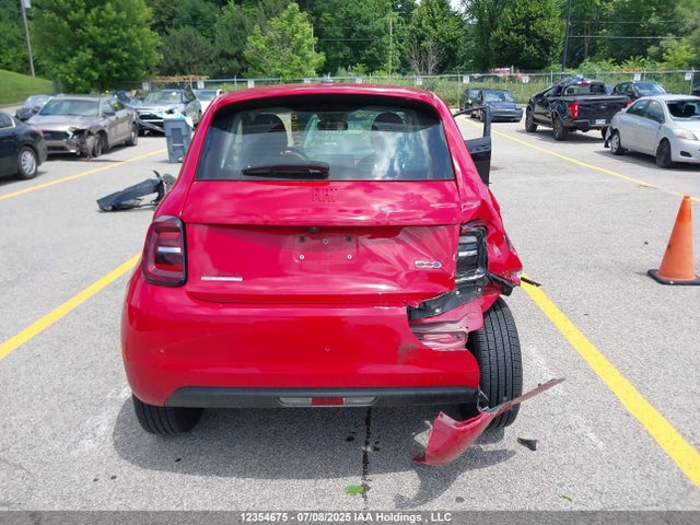 ZFAFFAA49RX219891 Fiat 500E