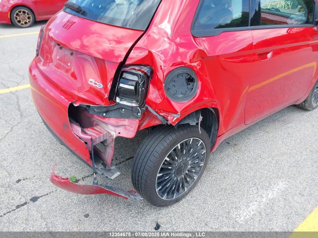 ZFAFFAA49RX219891 Fiat 500E