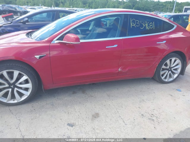 5YJ3E1EB6JF107457 Tesla MODEL 3