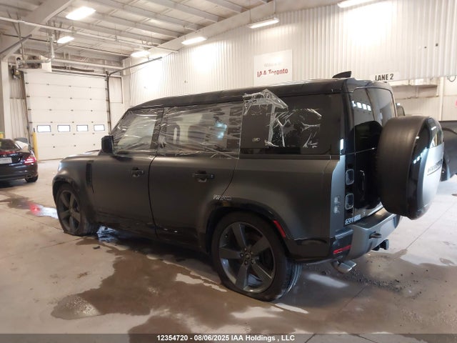 Land Rover aj133 s/c 2023 SALEWEEE8P2165808 Image 3