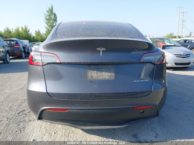 7SAYGDEE6NF574107 Tesla Model Y