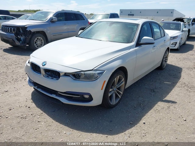 BMW 330I 2018 WBA8D9C55JA013516 Image 2