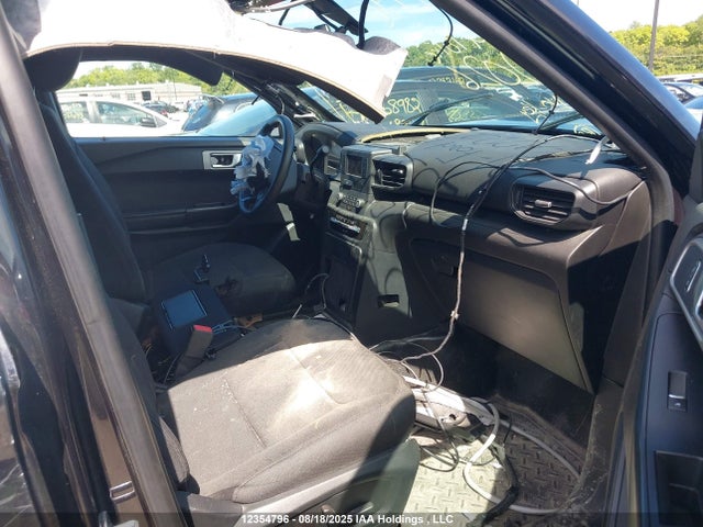 1FM5K8AW8MNA22026 Ford Explorer