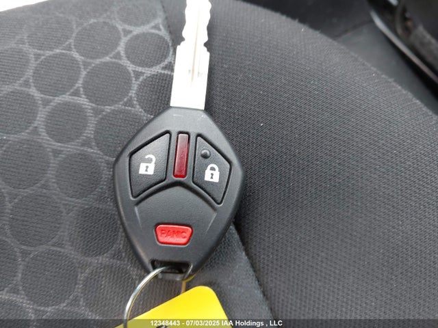 ML32A3HJ4FH049655 Mitsubishi 2015