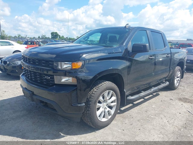 1GCUYBEFXMZ111823 Chevrolet l82