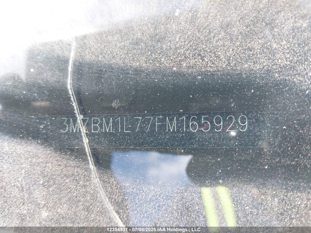 3MZBM1L77FM165929 Mazda pe