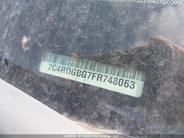 2C4RDGBG7FR748063 Dodge Grand Caravan