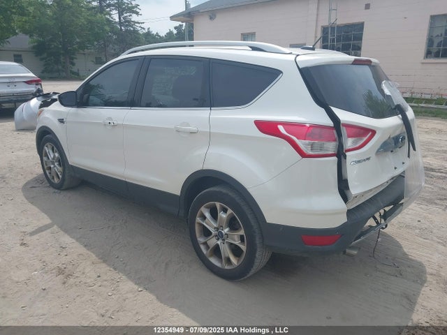 1FMCU9J9XEUD20957 Ford Escape