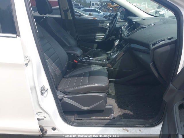 1FMCU9J9XEUD20957 Ford Escape