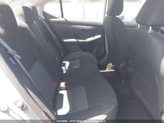 Nissan 2024 2024 3N1AB8CV3RY284881 Image 8