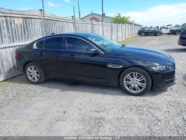 Jaguar aj20p 2018 SAJAJ4FX3JCP38714 Image 13