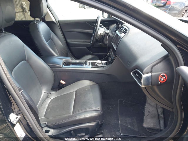 Jaguar aj20p 2018 SAJAJ4FX3JCP38714 Image 5