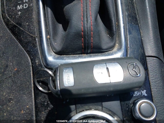 JM1BM1M31E1210549 Mazda py