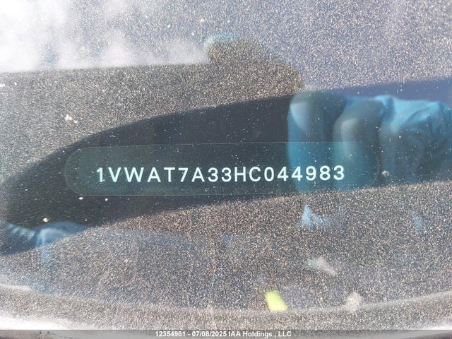 1VWAT7A33HC044983 Volkswagen tsi