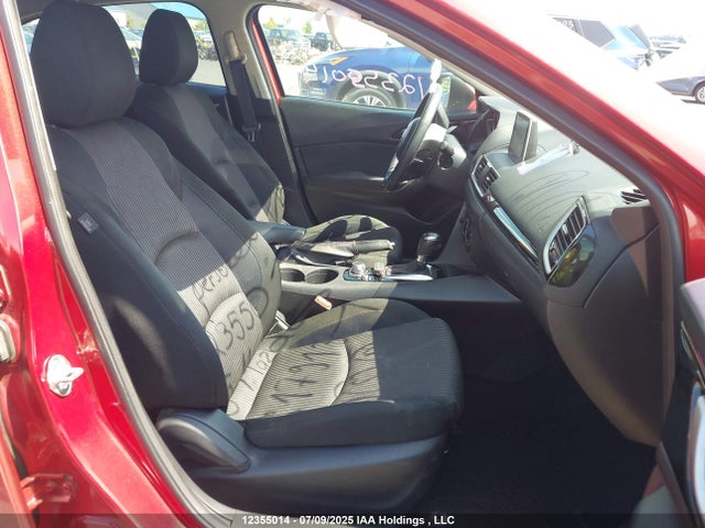 3MZBM1V73FM179131 Mazda pe