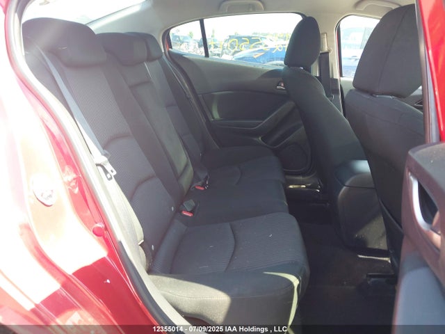 3MZBM1V73FM179131 Mazda pe