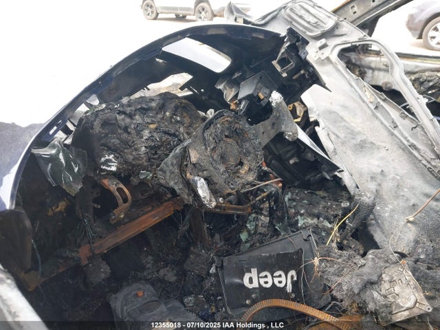 1C4PJLAB4FW525596 Jeep Cherokee