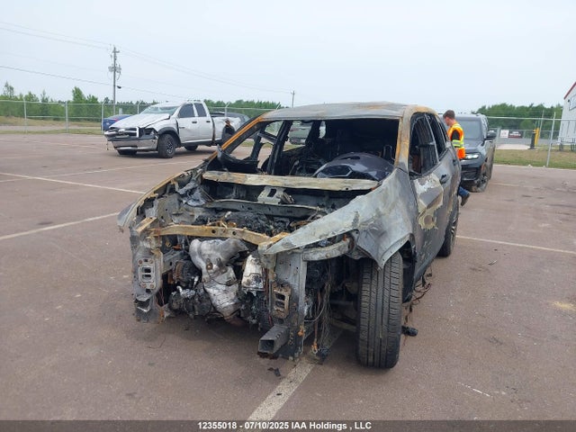 1C4PJLAB4FW525596 Jeep Cherokee