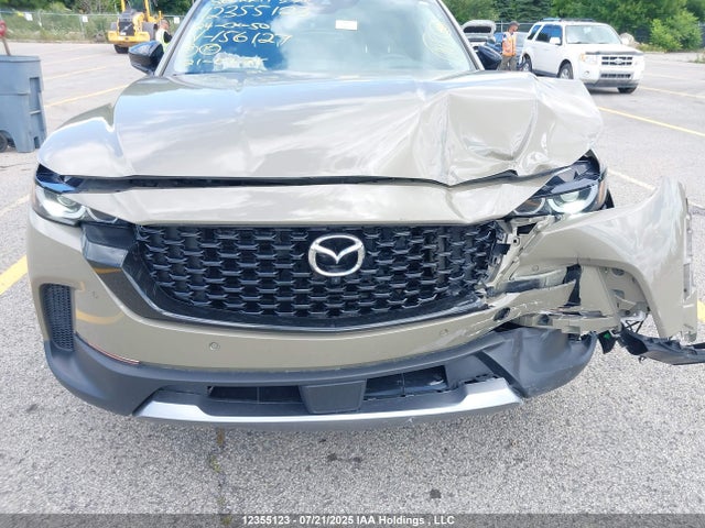 7MMVABDY3RN156127 Mazda py