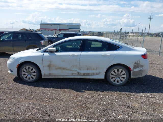 Chrysler 2015 2015 1C3CCCFB8FN643386 Image 14