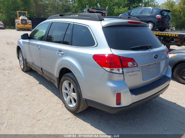 4S4BRGDC4E3303635 Subaru 2.5na c0