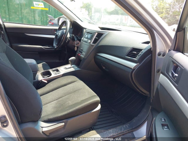 4S4BRGDC4E3303635 Subaru 2.5na c0