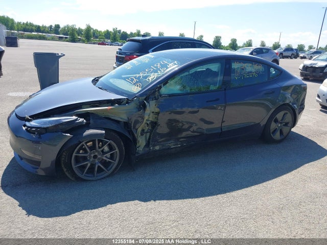 5YJ3E1EA5NF175276 Tesla MODEL 3
