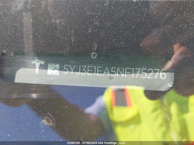 5YJ3E1EA5NF175276 Tesla MODEL 3