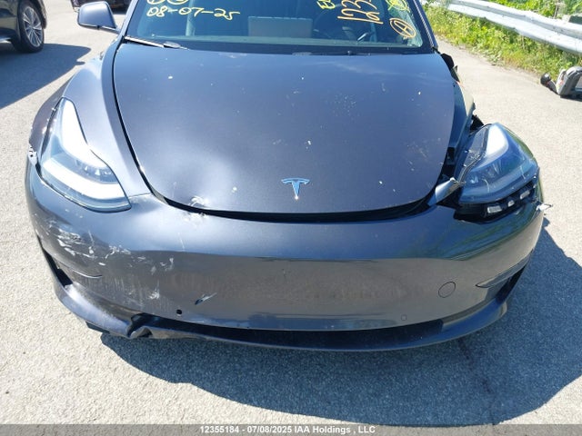 5YJ3E1EA5NF175276 Tesla MODEL 3