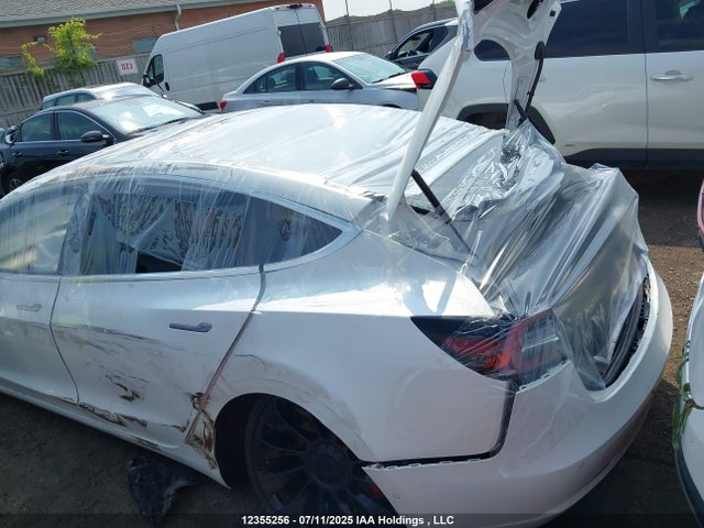 5YJ3E1EB6KF487871 Tesla MODEL 3