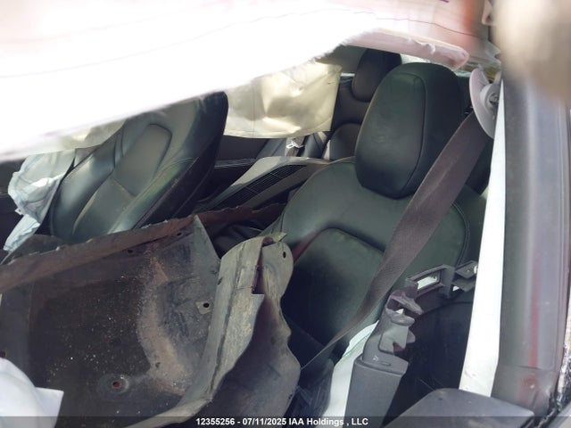 5YJ3E1EB6KF487871 Tesla MODEL 3