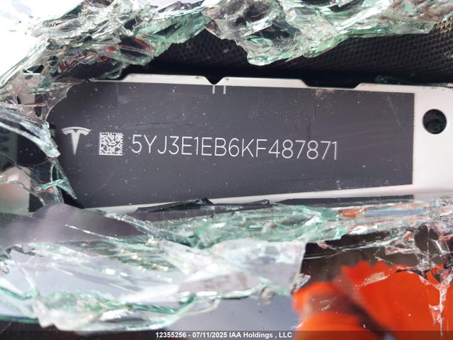 5YJ3E1EB6KF487871 Tesla MODEL 3