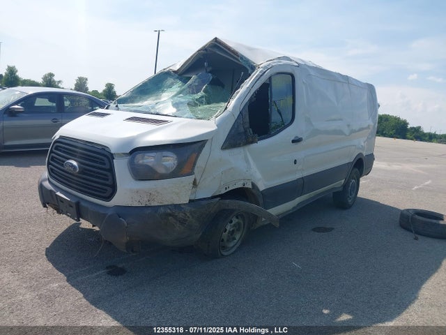 Ford 2018 2018 1FTYE1YMXJKA22286 Image 2