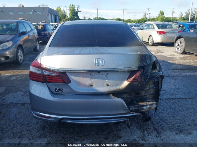 1HGCR2F33GA801608 Honda k24w1