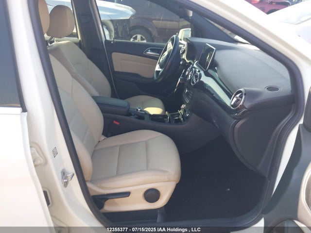WDDMH4GB6FJ339055 Mercedes-Benz 2015