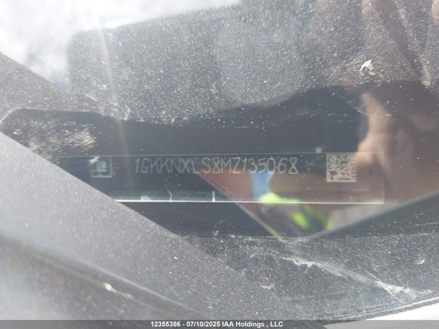 1GKKNXLS8MZ135068 GMC lgx