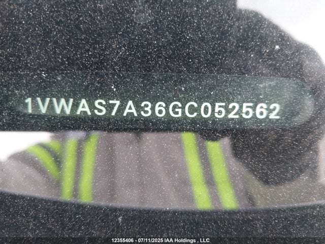 1VWAS7A36GC052562 Volkswagen 2016