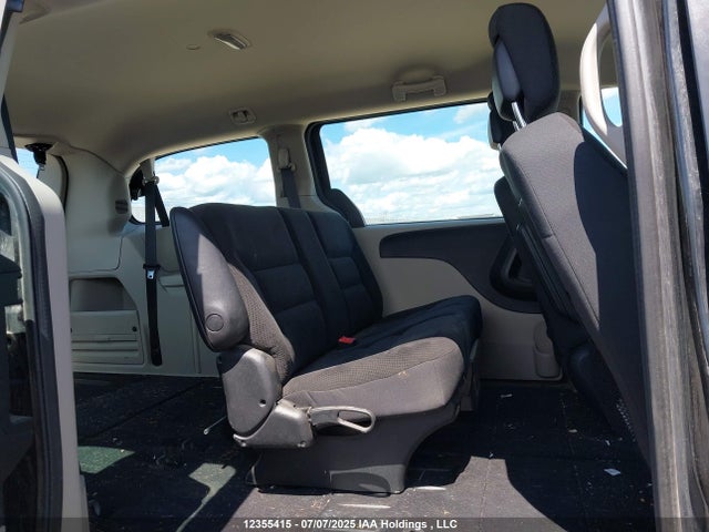 2C4RDGBG1JR181633 Dodge Grand Caravan
