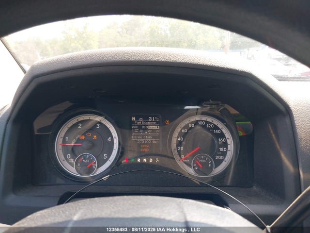 3C6UR5DL4EG236489 RAM 2500