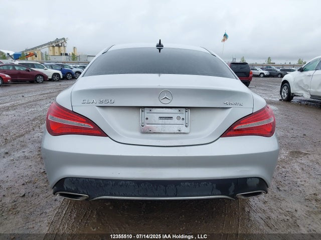 WDDSJ4GB3JN563235 Mercedes-Benz CLA-Class