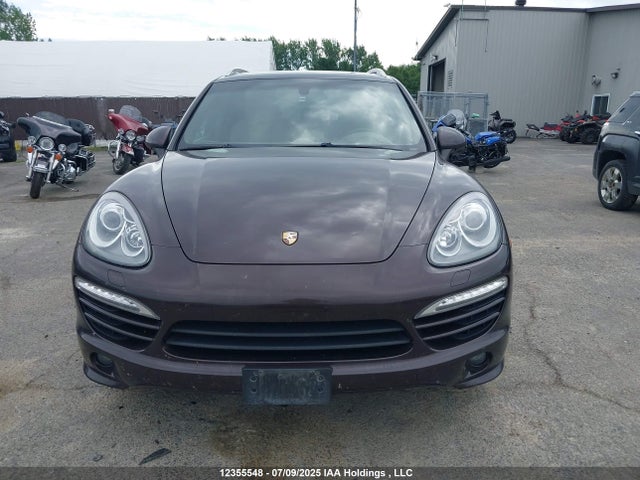 Porsche 2014 2014 WP1AF2A2XELA36975 Image 13