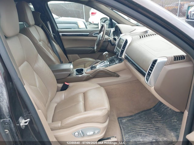 Porsche 2014 2014 WP1AF2A2XELA36975 Image 5