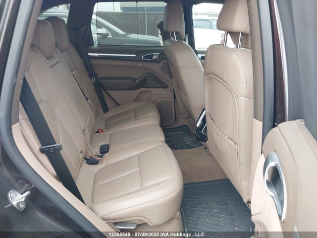 Porsche 2014 2014 WP1AF2A2XELA36975 Image 8