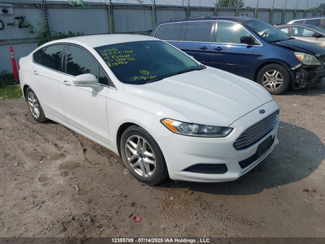 2015 1FA6P0H73F5126930 main image