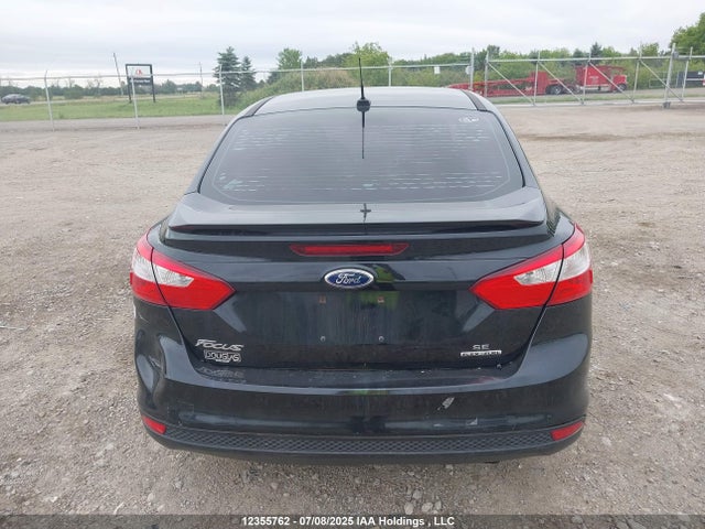 Ford Focus 2014 1FADP3F23EL423500 Image 16