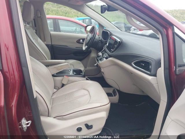 2C4RC1GG9HR510369 Chrysler 2017