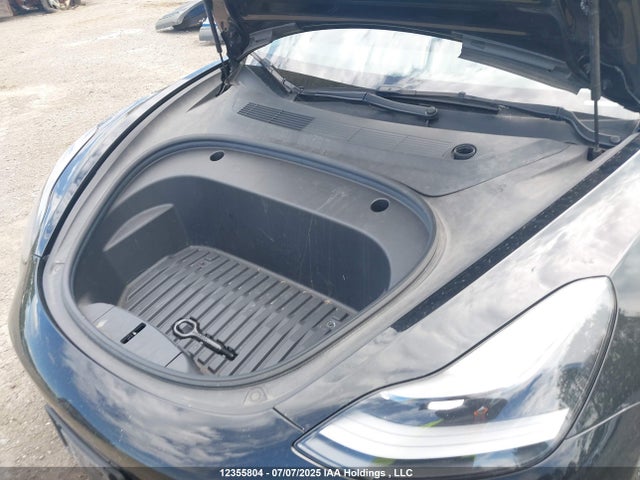 5YJ3E1EB7NF278241 Tesla MODEL 3