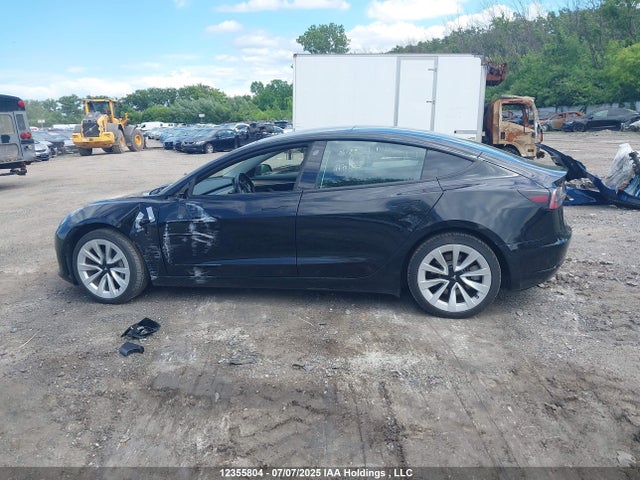 5YJ3E1EB7NF278241 Tesla MODEL 3