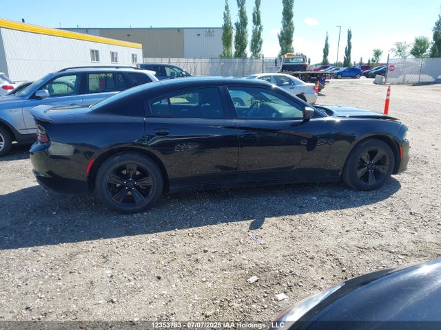 2C3CDXHG7FH765274 Dodge 2015